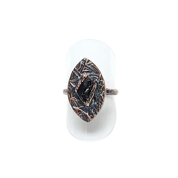 Embossed Copper Ring with Raw Black Tourmaline Size 8